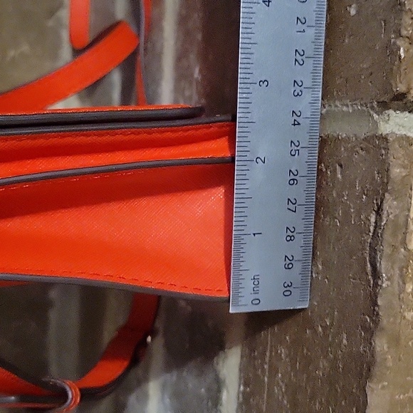 Tory Burch Emerson Coral Red Crossbody Leather HandBag Spring Gold Logo Purse - Picture 7 of 9